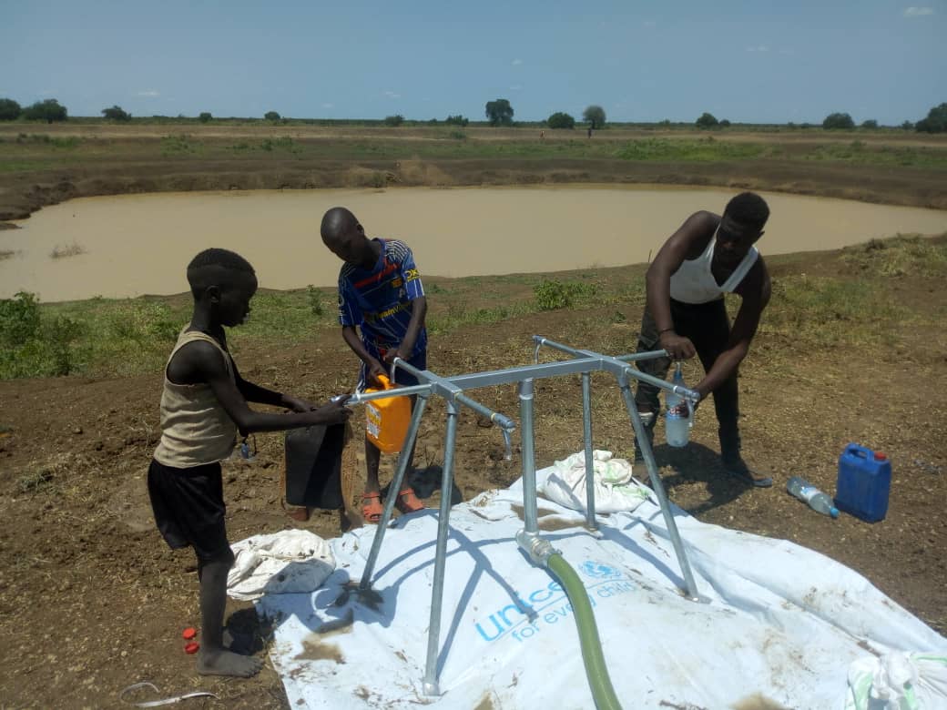 The extent, resilience, courage, strength &amp; determination of the youth in going extra mile in breaking barriers in order to provide safe clean drinking water in the face of drought in Lopait/Mogos-Kapoeta East County, Eastern Equatoria State 🇸🇸 #SSOT <a href="/sanwatforall/">Sanitation and Water for All</a> <a href="/IOMSouthSudan/">IOM South Sudan</a>