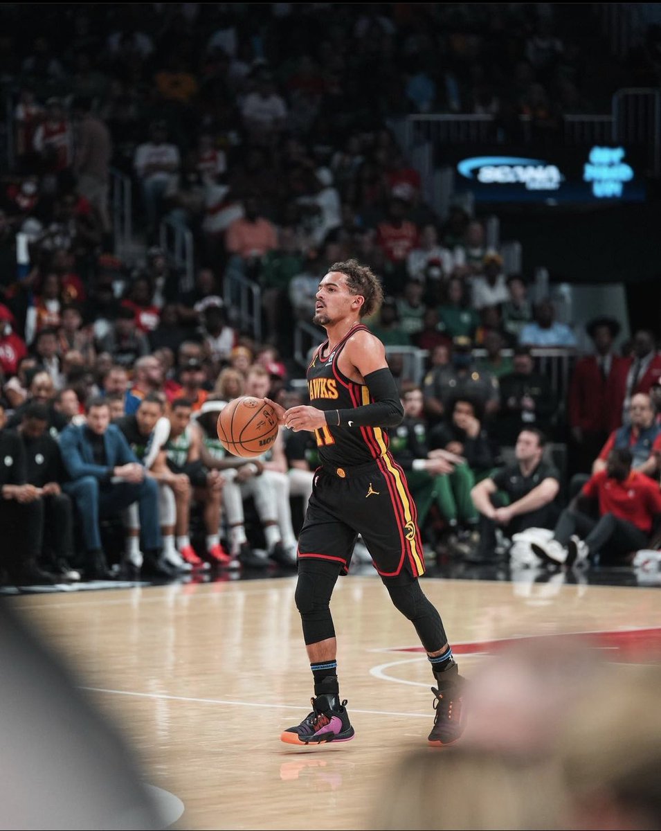 Trae Young over the last 5 seasons:

25.5 PPG (8,990)
9.4 APG (3,285)
1 SPG (342)
2.5 3PM (884)
43.7/35.1/87.6 splits
58% TS%

Season Six is gonna be a movie.