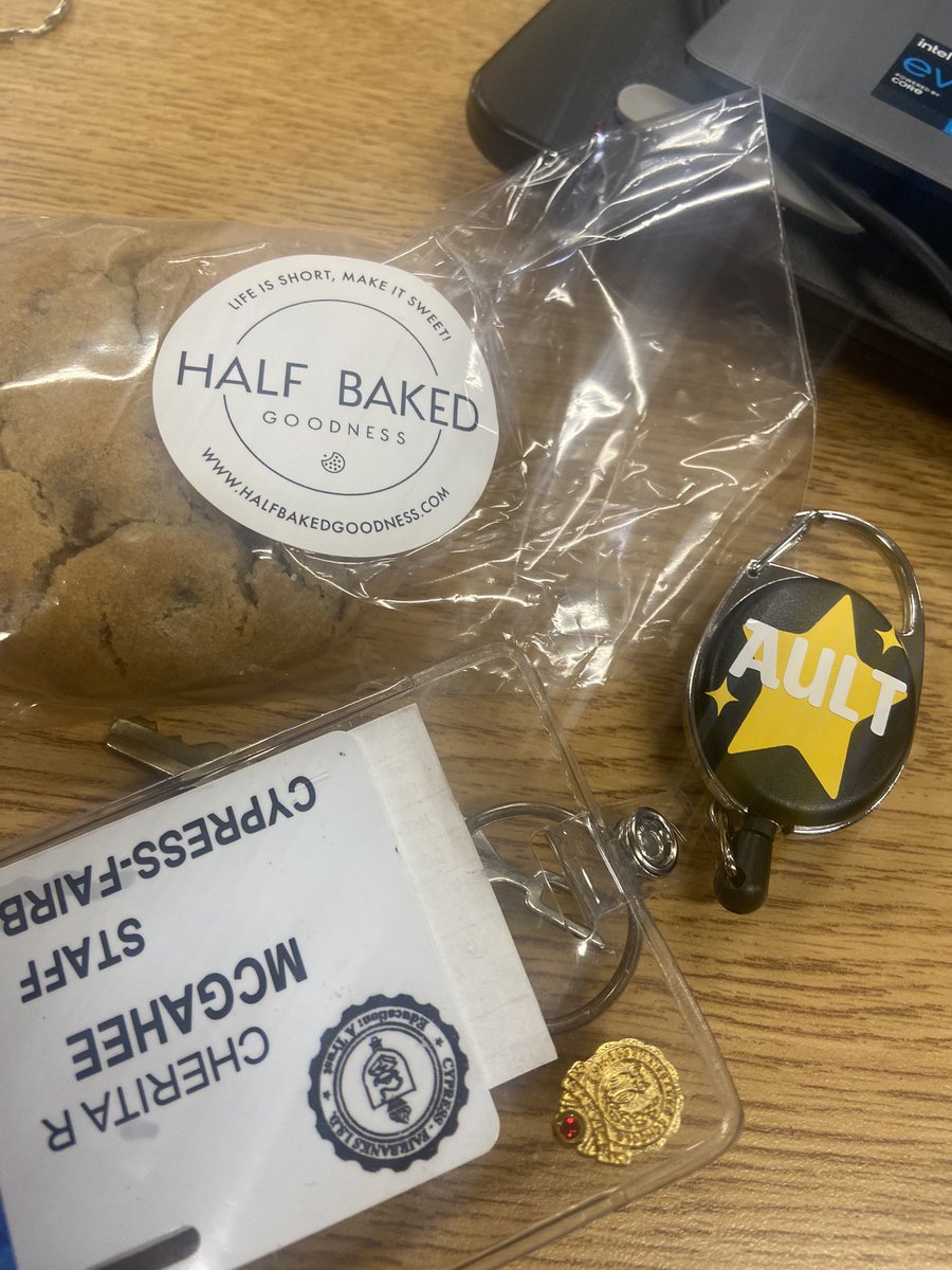 Our last treat and gift from our <a href="/AultElem/">Ault Elementary</a> PTO. Did not get a pic of the Olive Garden lunch. 🍝 So good! 😋