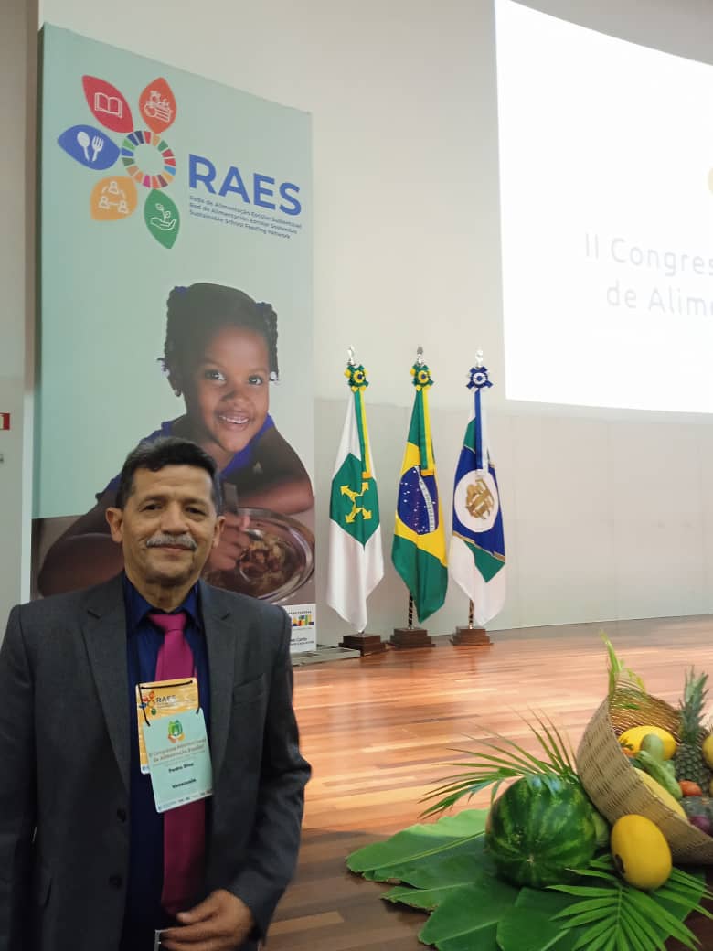 Digno Representante 👏

Nuestro Viceministro  y  Pdte.  de la Corporación  <a href="/pedrodiazg59/">Pedro Diaz</a> ¡Presente! En el II Congreso de Alimentación Escolar realizado en la ciudad de Brasil 🇧🇷 . <a href="/NicolasMaduro/">Nicolás Maduro</a> <a href="/_LaAvanzadora/">Yelitze Santaella</a>  <a href="/gaza1616/">Fuerza, Fe, Esperanza y Amor</a>