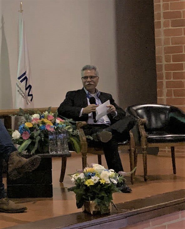 INMdeColombia's tweet photo. En este momento @AdrianCorrea, presidente de @UMPEoficial, destaca los pilares fundamentales de la transformación energética: descentralizar, descarbonizar y digitalizar las cadenas de valor.
#LaRutaDelCambio #TransformaciónEnergética #SemanaSIM https://t.co/d3kXPxXZUu