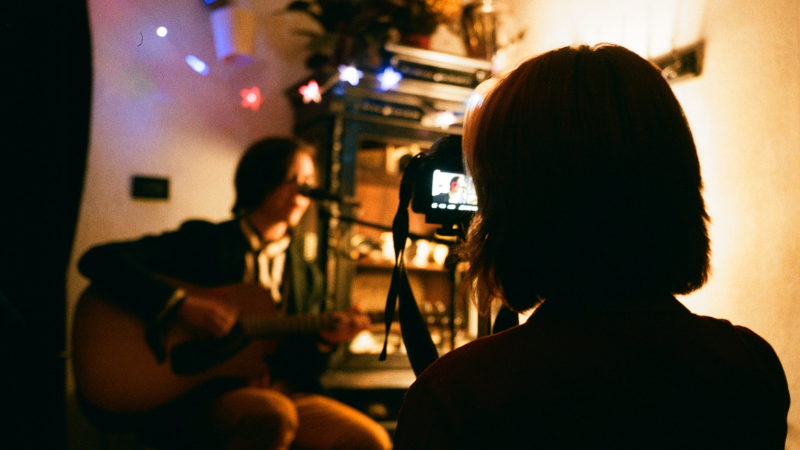 Indieonthemove's tweet photo. Easy Instagram Reels Ideas for Independent Musicians via @symphonicdist : https://t.co/JjKbqIJYxS #socialmedia #musicbiz #musicpromotion #instagram #createvideos https://t.co/H5SiCcOC8V