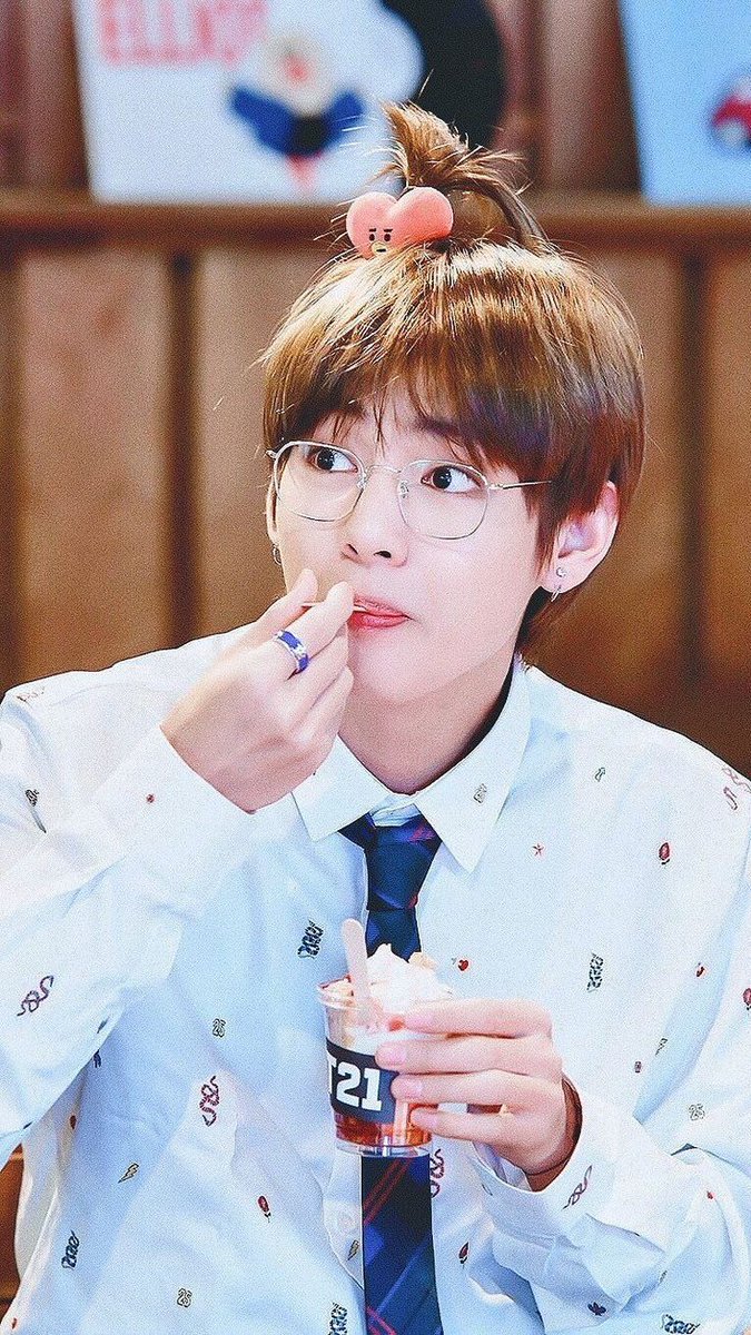 Free taehyung
Recpect taehyung
we love you taehyung