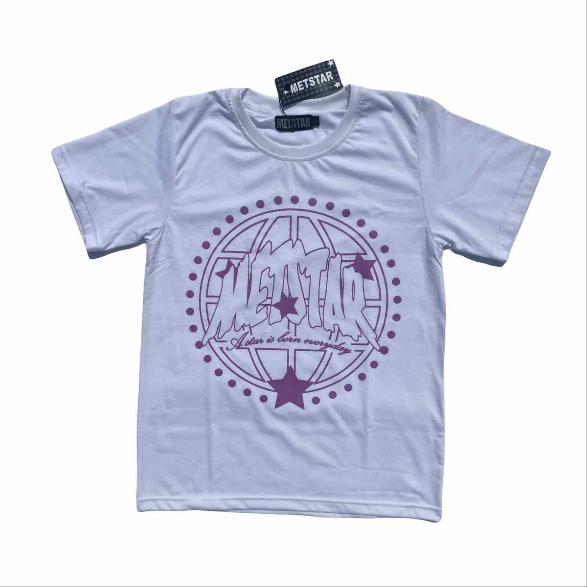 MET_STAR_'s tweet image. MS WORLD TEE OUT NOW! 

COLOR CHANGING PRINT THAT IS OFF WHITE/ GOLD ON THE INSIDE AND PURPLE/PINK IN THE SUN