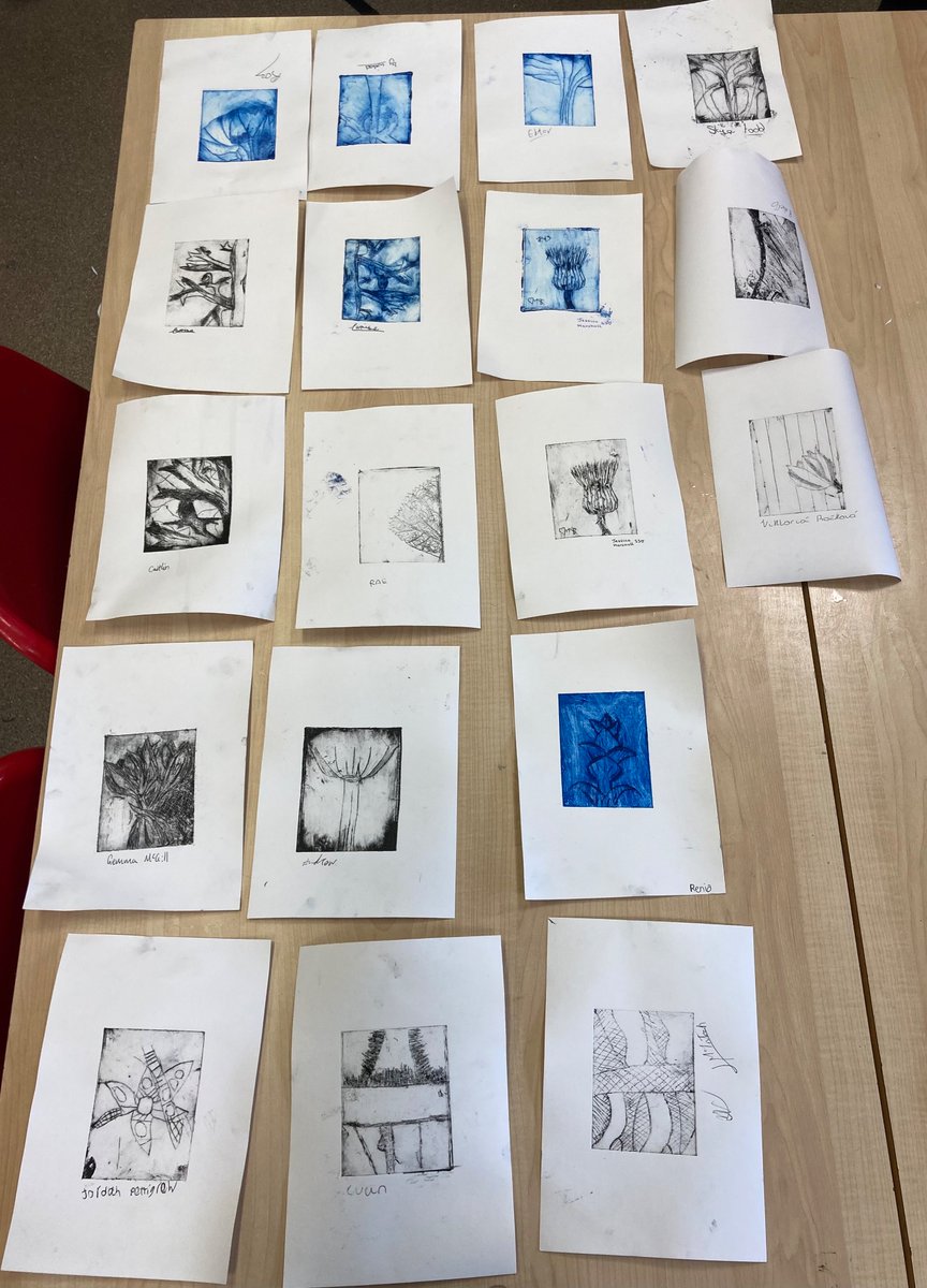 Sixteen S3s, two etching presses, one very happy teacher - look at these beautiful prints! A lovely last lesson with this class, creating drypoint etchings on recycled oat milk cartons, inspired by the work of Karl Blossfeldt 🌿