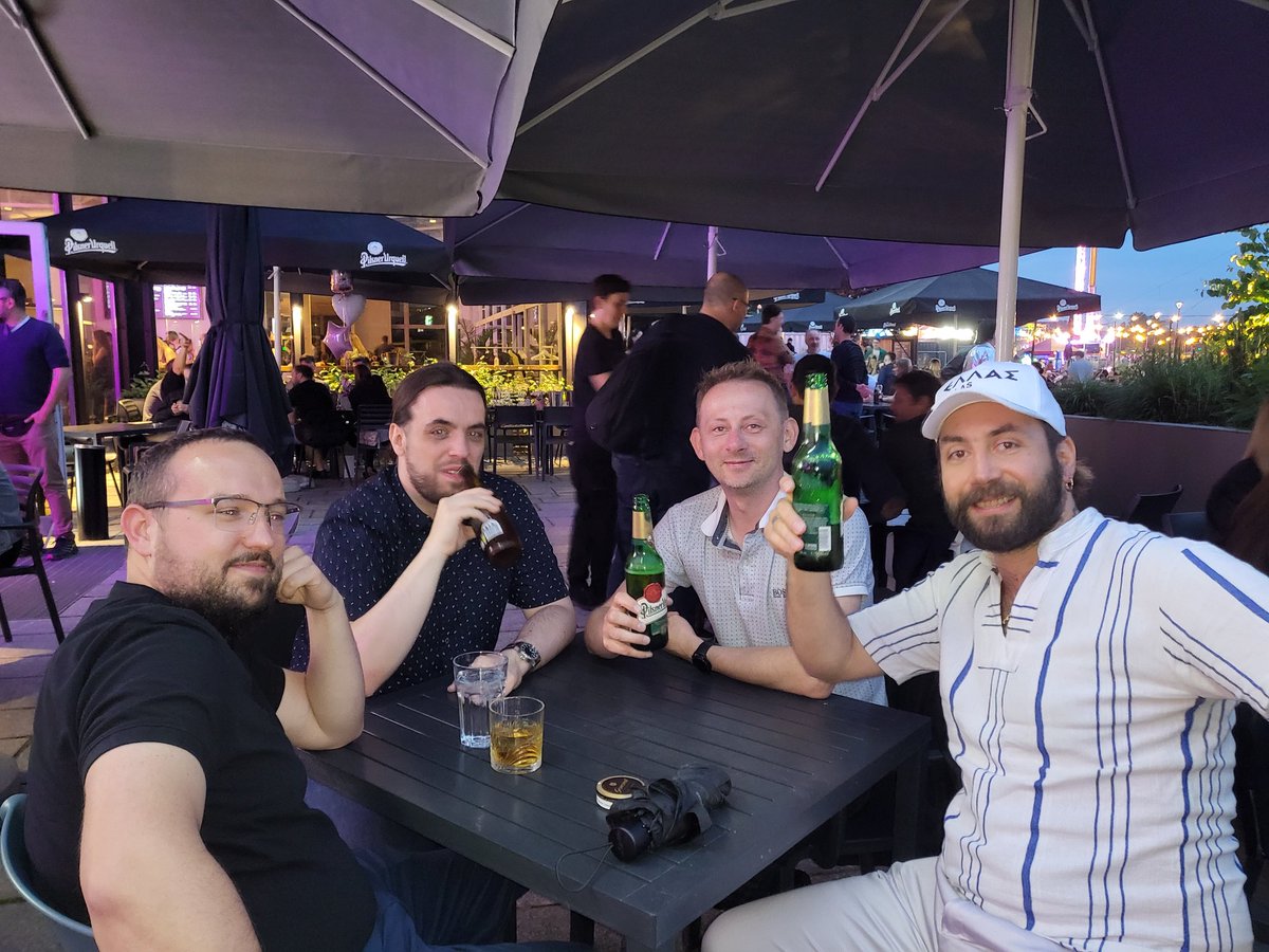 Jeremi_JRPC's tweet image. Awesome #CodeEurope23 #afterparty!! 😍🤩