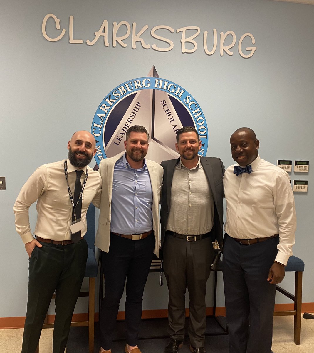 Congratulations to @CHS_APCao and <a href="/MrMulcahyCHS/">Daniel Mulcahy</a> who completed their AP1 program’s successfully and with exceptionalism! Very proud of these <a href="/MCPS/">MCPS</a> leaders and all they do for students, staff and community. #CoyotePride 🐺