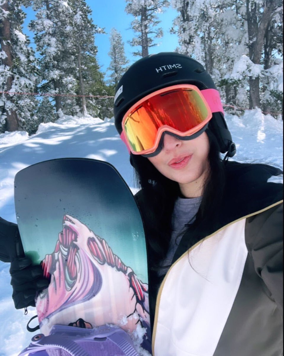 finally storing my gear and calling a wrap on my very first (best?) snowboard season