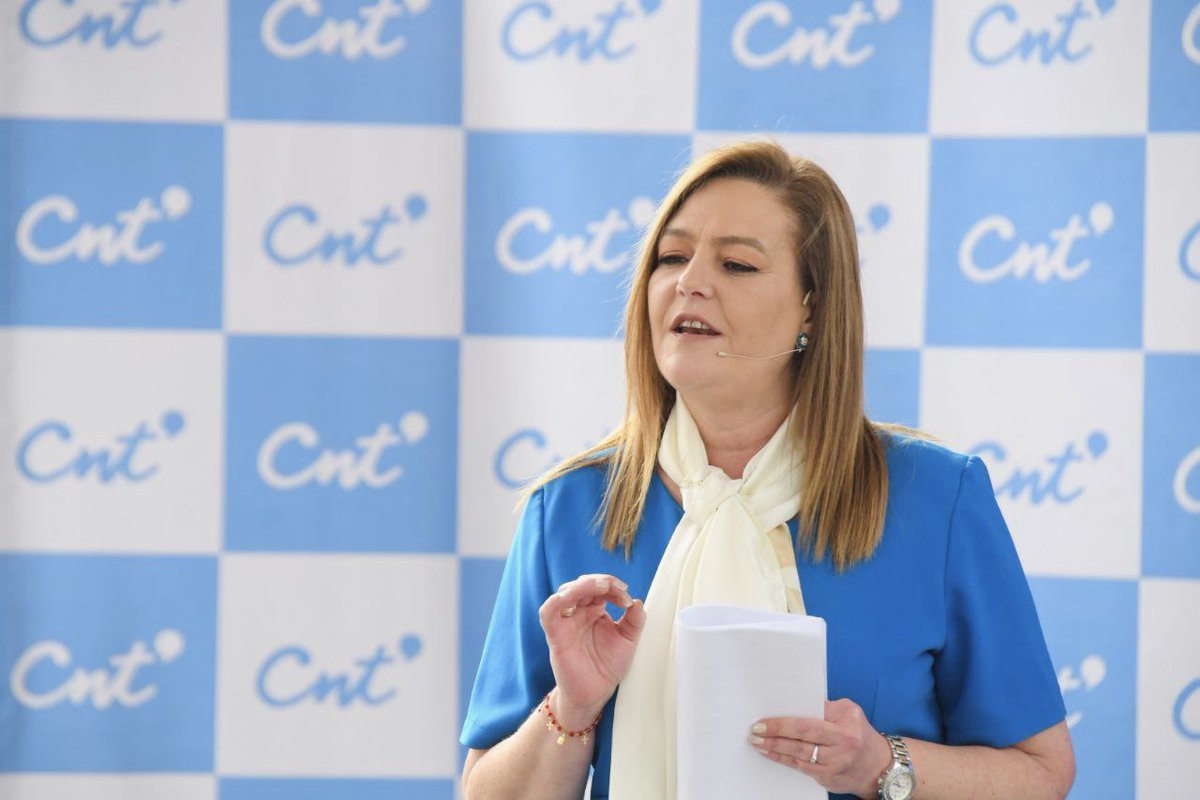 CNTinforma's tweet photo. En 2022, la gestión de @CNT_EC se basó en 3 ejes: innovación, eficiencia y transparencia. Todo con un objetivo: la rentabilidad social, así lo afirma @LourdesCuestaO, gerente General de la Corporación, en la #RendiciónDeCuentasCNT.
Transmisión en directo⬇️
https://t.co/bFmvBdPtML https://t.co/5nonh9SNll