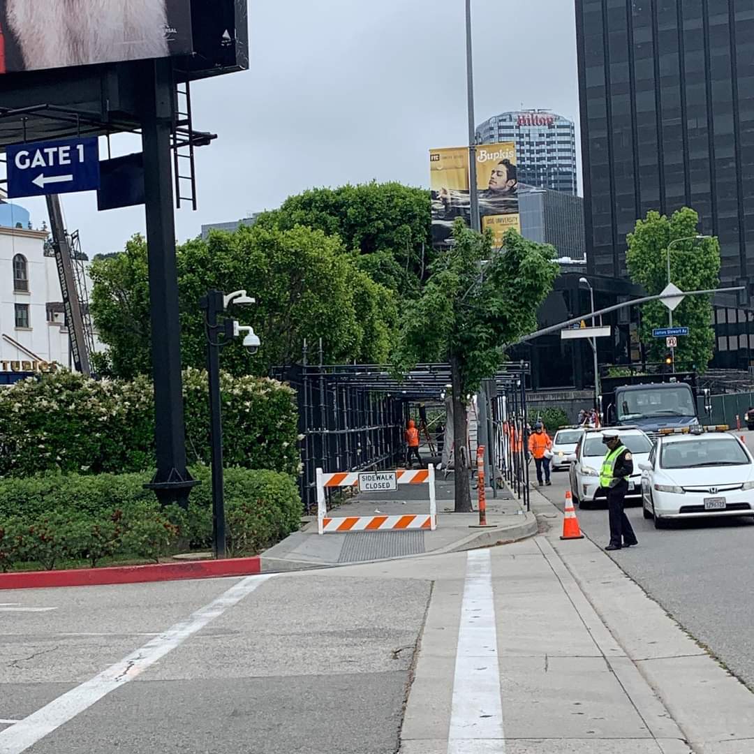 A 'Construction Project' in front of Universal Studios making the sidewalk unusable for picketers. #wgastrike #b192 #unionstrong #sagsupportswga #solidarity