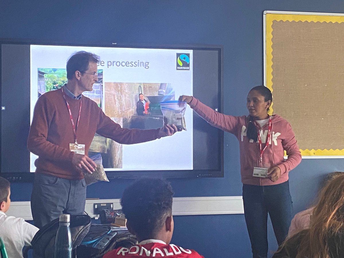 EleanorRandal20's tweet photo. Year 5 and 6 @MayParkPri were so lucky to have a visit today from a Nicaraguan Coffee farmer. Erika is part of a Fairtrade Cooperative. She was inspirational. Thank you to the Bristol Twinning team for letting us be a part of it. And thanks to Nick for his translation! https://t.co/jXZYALxQki