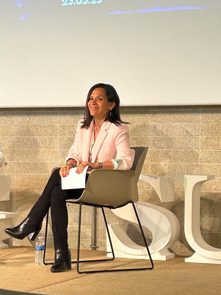 sandradaza_ds's tweet photo. Hoy se ha celebrado el primer #LivingSummit sobre espacios compartidos en el @COAMadrid organizado por #Coword Ha sido un placer presentar el Libro Blanco sobre Living en el que estamos trabajando. Esperamos ayudar a crear una industria transversal a nivel
Nacional
¡Gracias! https://t.co/iHo3nwHrgt