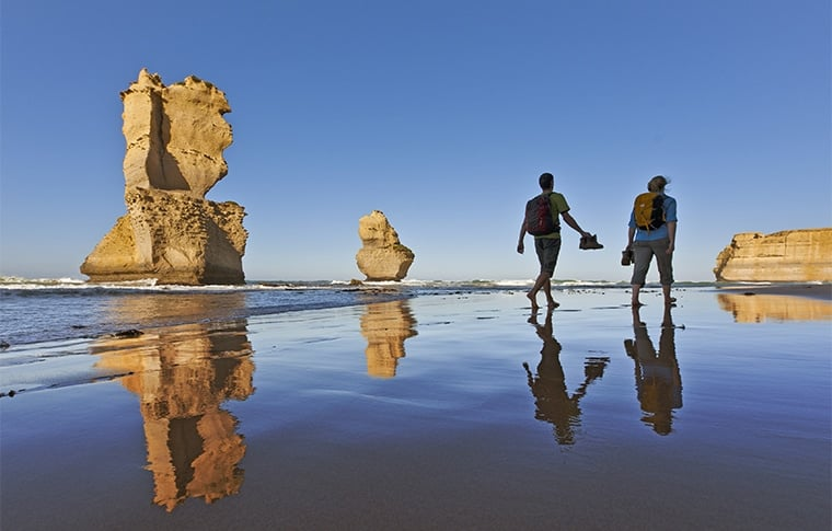 GreatOceanWalk's tweet photo. Experience the awe-inspiring beauty of the Twelve Apostles tour for an exhilarating journey that will leave you amazed! Let nature's grandeur ignite your soul and create heartwarming memories. Enquire today!  #Walk91 #TwelveApostles #CoastalBeauty #Inspiration https://t.co/BsBedBc4Jf