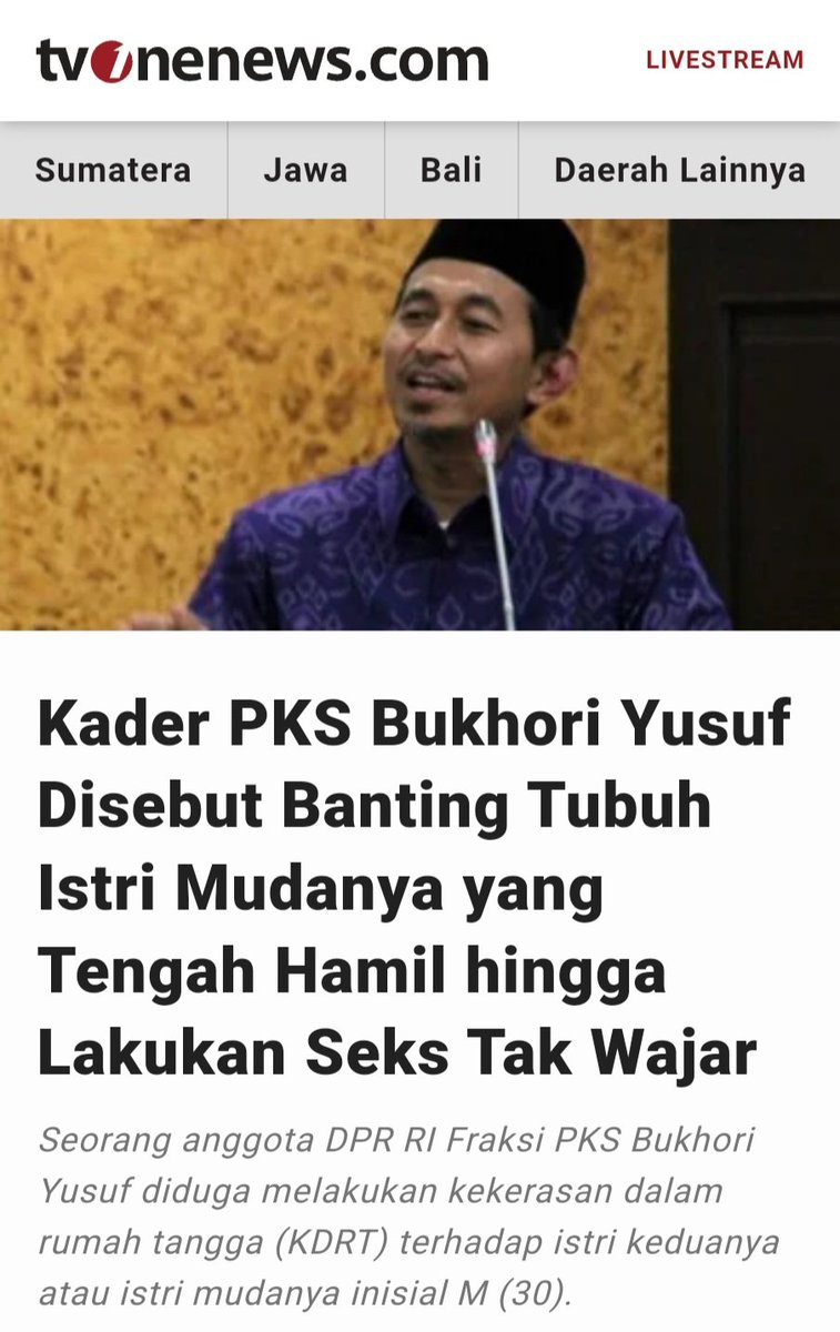 Kelakuan kaum moralis ngaku beragama, tapi yg disalahin Waketum MUI tetap Coldplay 😡