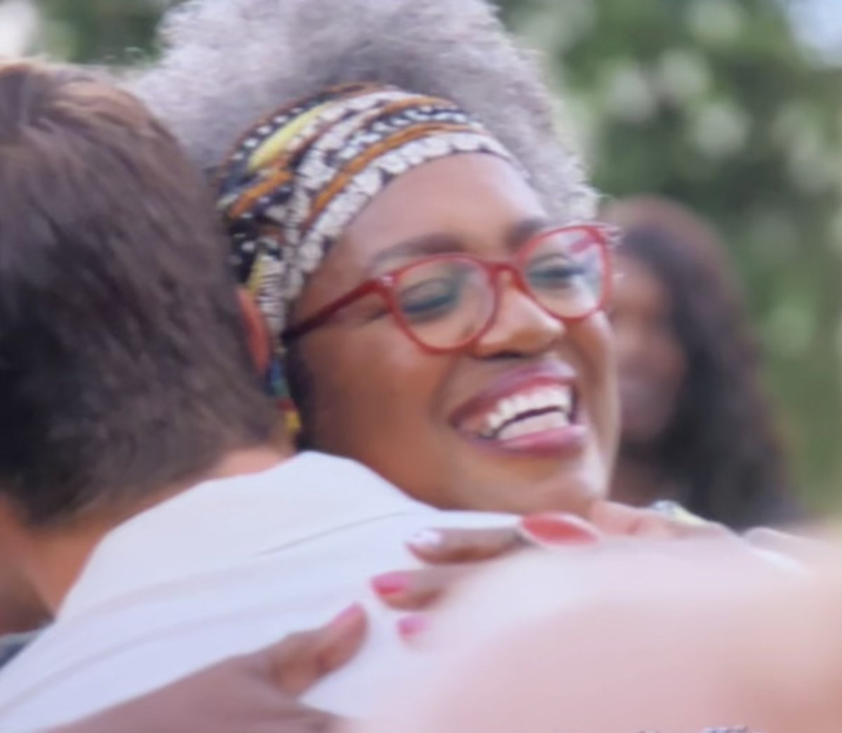 Teri_Raeee's tweet photo. @jvn @bobbyberk @antoni  This episode just brought all the tears 🥰 such a great season. https://t.co/ntmsSSxrFg