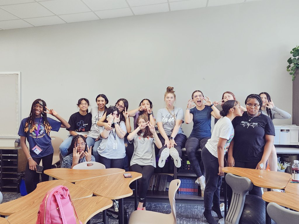 Saying "See you later" was not easy today. These girls are going to do amazing things, and I can't wait to hear all about it! #wearehaskett <a href="/HaskettJH/">Haskett Junior High</a>