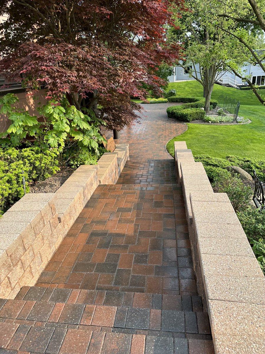 weretheguys's tweet image. #hardscape #brickpavers #1800brickpavers #weretheguys