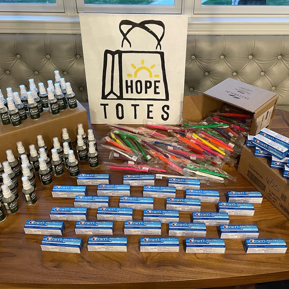 hopetotesbuf's tweet photo. Hope Totes was honored to speak to members of the Clarence Rotary Club. Not only did we make new friends, we have some new Hope Heroes to thank as well! 
@ClarenceChris and Carmine Tiso D.D.S, thank you for your donations of hand sanitizer, toothbrushes and toothpaste! https://t.co/PwhTQx0rTo