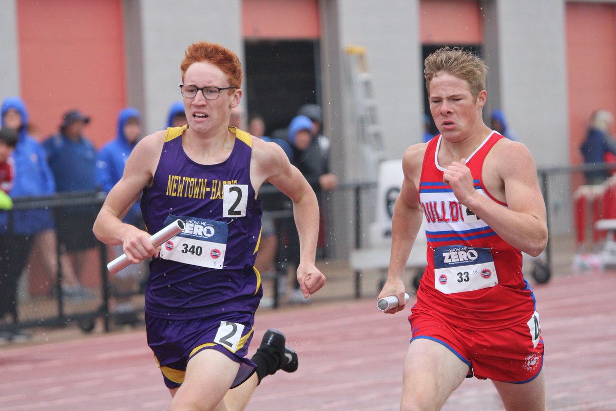 MileSplitSW's tweet photo. Going through a lot of photos from state track and field finals this past weekend. We will have the first batch posted soon.

While you wait, here is a nominee for the @greghall24 All-Hair Team from Newtown-Harris https://t.co/LzThFIeKgq