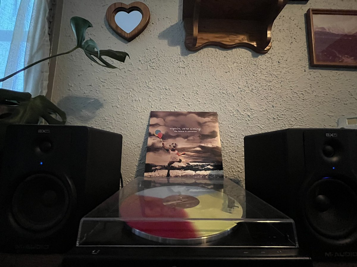 Good day 👍
<a href="/capweresinking/">Captain, We’re Sinking</a>