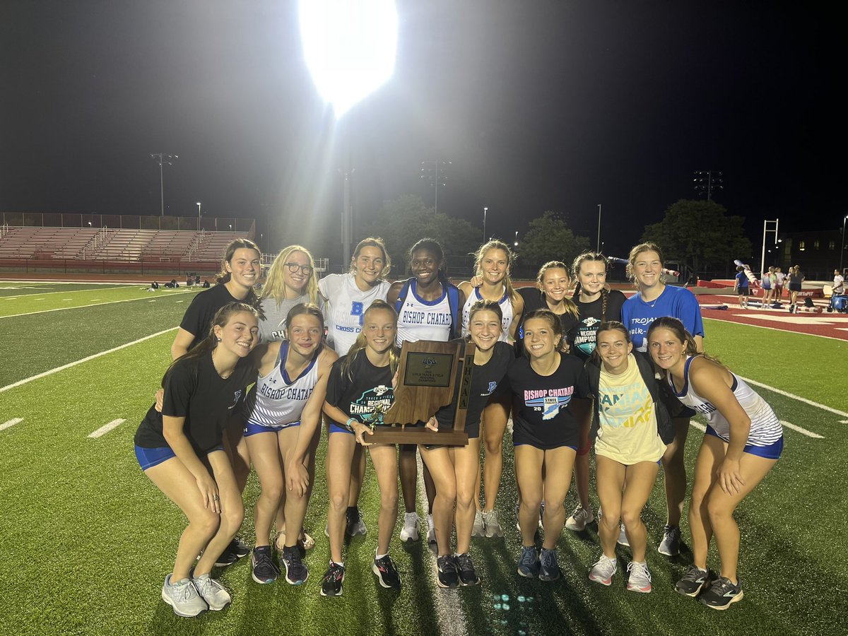 BCHSTrack1's tweet image. FIRST TIME EVER IN SCHOOL HISTORY! The girls team wins Regionals! Congrats to all of these talented ladies! #bctf #winners