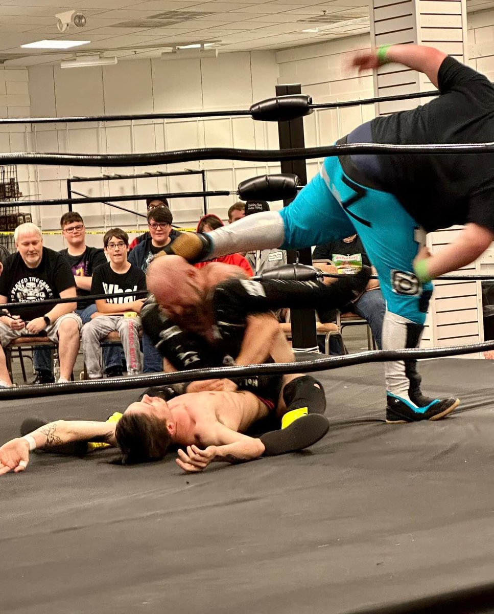 Kickin heads and leavin em dead ⚔️
•
•
•
•
#wwe #aew #nxt #wrestling #indywresling #indiewrestling #tna #roh #nwa #itsyaboi #genz #itsyaboigenz