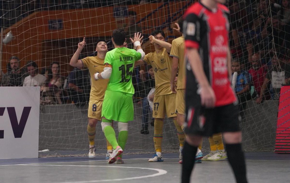 🌎 Mundial sub21
Joinville 4-6 Barça

✅ SOM BICAMPIONS! 🏆