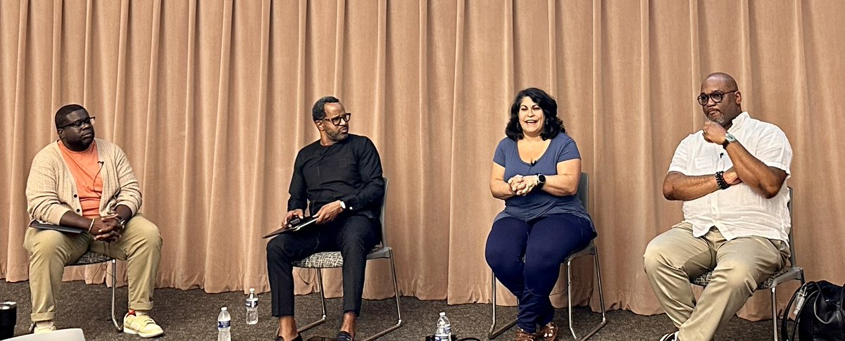Powerful voices for educational justice  <a href="/OaklandSchools/">Oakland Schools</a> Systems of Inequity panel. “Show up, create fires for justice. Fires burn away crops no longer yielding good fruit, which clears the path for new growth” 👏🏼👏🏼Naomi Khalil, Dr J B Marks, Dr A. Johnson, Cornelius Godfrey