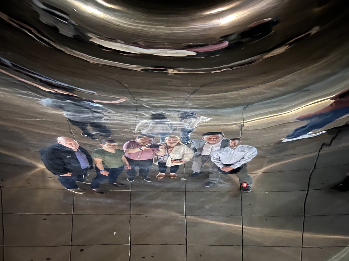 Under the Bean in #Chicago with the ⁦@UWInformatics⁩ team attending #AMIA #CIC23 meeting.