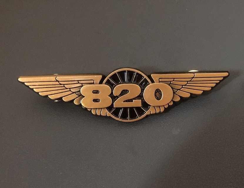 metalxcustom's tweet photo. Loving this antique finish.

#pilotwings #customized #custompilotwings #customaccessories #pilotaccessories #corporatestyle #corporategifts #aviation #aviationdaily #aviationgifts https://t.co/LLUmI8jSt7