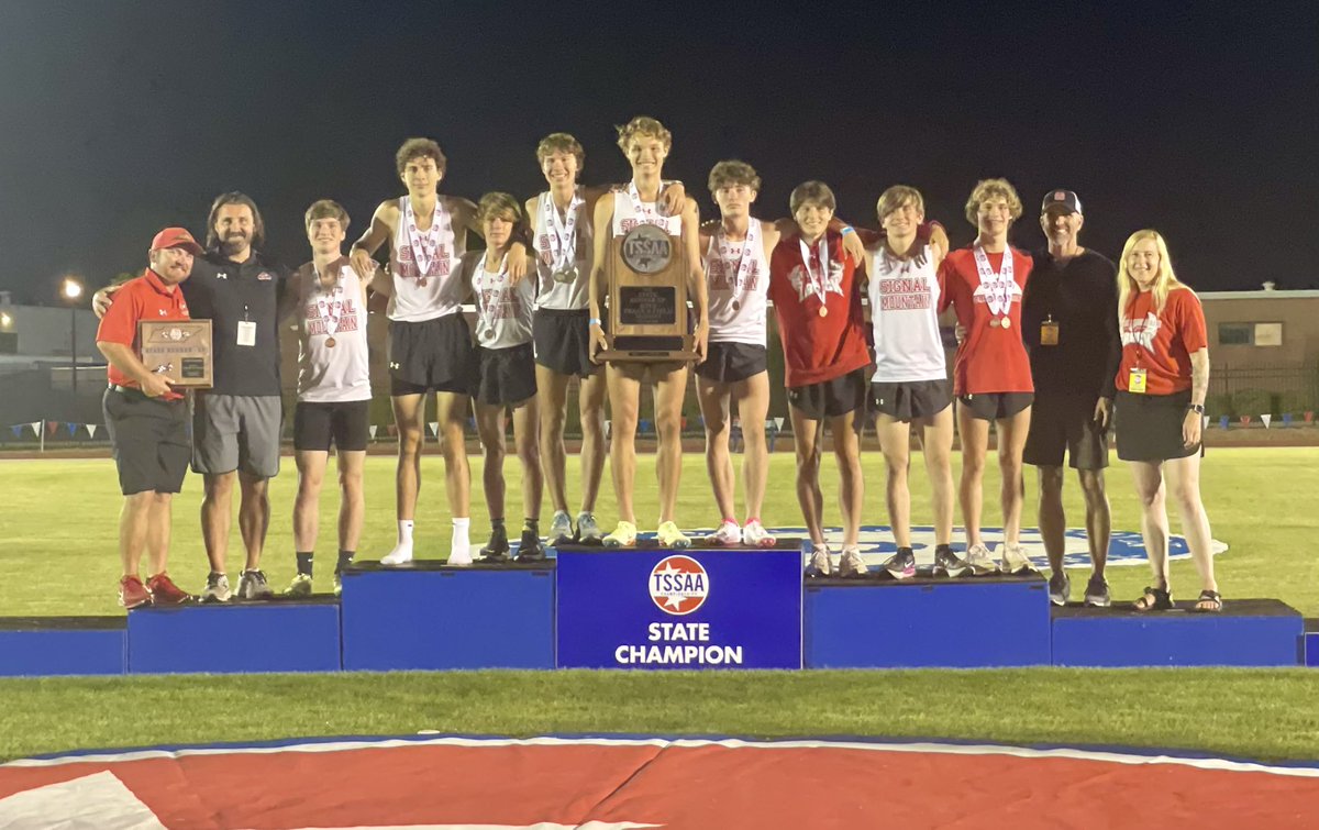 SMMHSEagles's tweet photo. Congrats to our BOYS team as State Runner-Up and our GIRLS team for a 3rd place finish at the #TSSAA Track and Field Championships! ❤️🦅🖤 #SMMHSsoars  #SpringFling2023 @tnmilesplit https://t.co/bWhKzK24ha