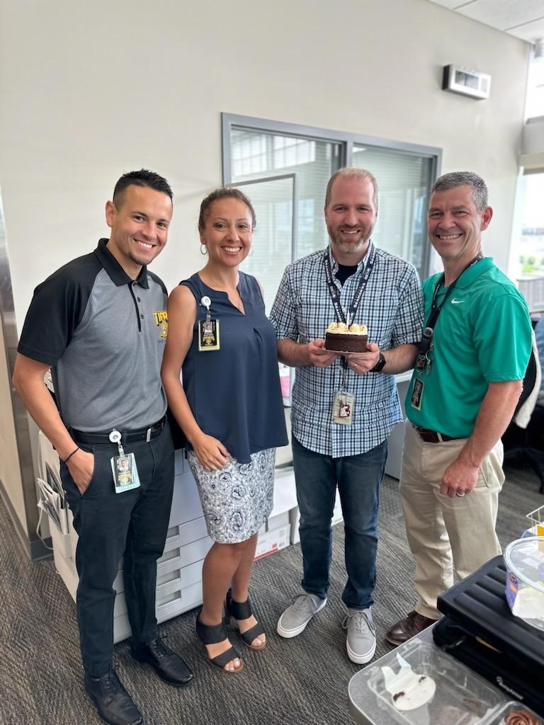 tylertrey88's tweet image. Wishing my colleague and AP a happy birthday! #adminteam #admin