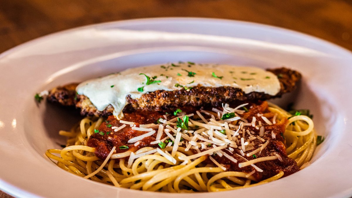 Movie night? Order online and eat your favorite dishes at home: spt.to/Rqgjr