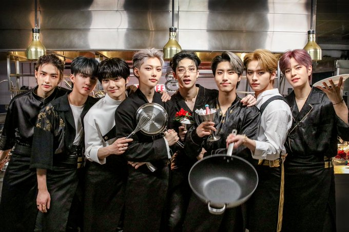#StrayKids' "God's Menu" Becomes Their 1st MV To Hit 400 Million Views #GodsMenu400MViews
