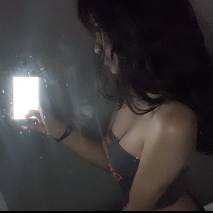 Aliyah01x's tweet photo. New to #nsfwtwt 🤍
-18 years
-she/her
-sub
-soft +hardki

💕 and rt to be mutual https://t.co/vgEYRdaAF8