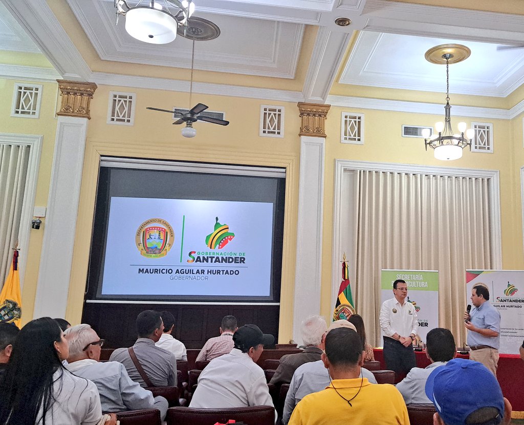 AsohofrucolSan1's tweet photo. Desde @Asohofrucol, participamos en la 1° sesión del #CONSEA: Consejo Seccional de #Desarrollo_Agropecuario y Pesquero, Forestal Comercial y de #Desarrollo_Rural de #Santander, conociendo el estado de las #AlianzasProductivas, el informe de gestión y el plan de acción 2022-2023. https://t.co/p4H2uaUQzs