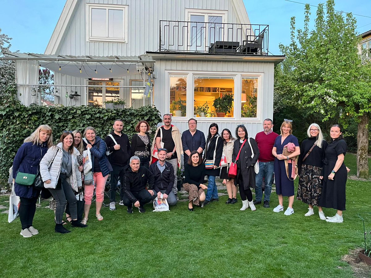ProjectStop227's tweet photo. We had a lovely evening at Swedish headmaster's house. Thanks for the hospitality👏🤩🥰 https://t.co/74Ld8FJpsP