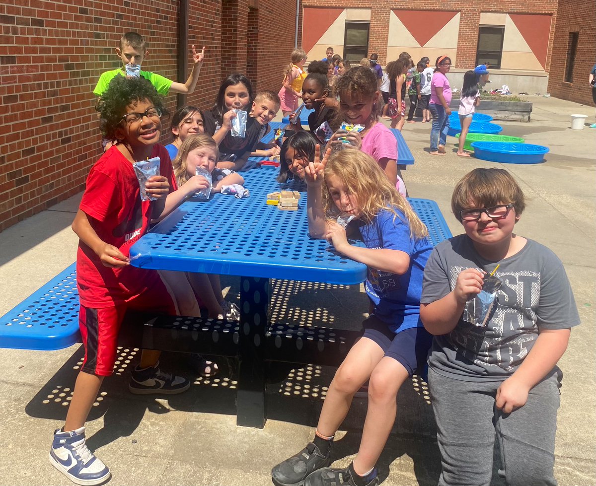 Courtney Fisk tweet media