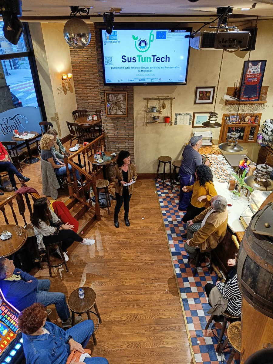 LohitzuneSO's tweet photo. Gaur arratsaldean @LohitzuneSO  (@azti) @sustuntech   proiektua aurkezten #PintOfScience Ondarroan.
This afternoon talking about @sustuntech  project in #PintOfScience , Ondarroa https://t.co/mWHvEyMlto