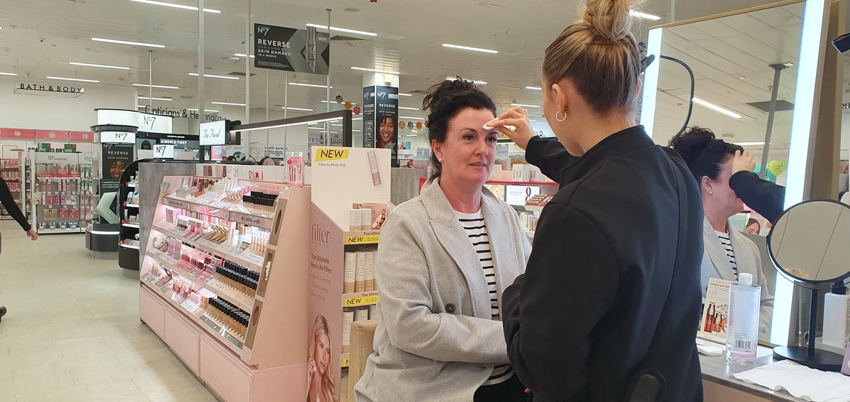 stmirrenwfc's tweet image. The Team and Staff had a lovely evening at Boots in Braehead. Thank you for hosting a fabulous event for us! #selfcare #skincare #teamcare