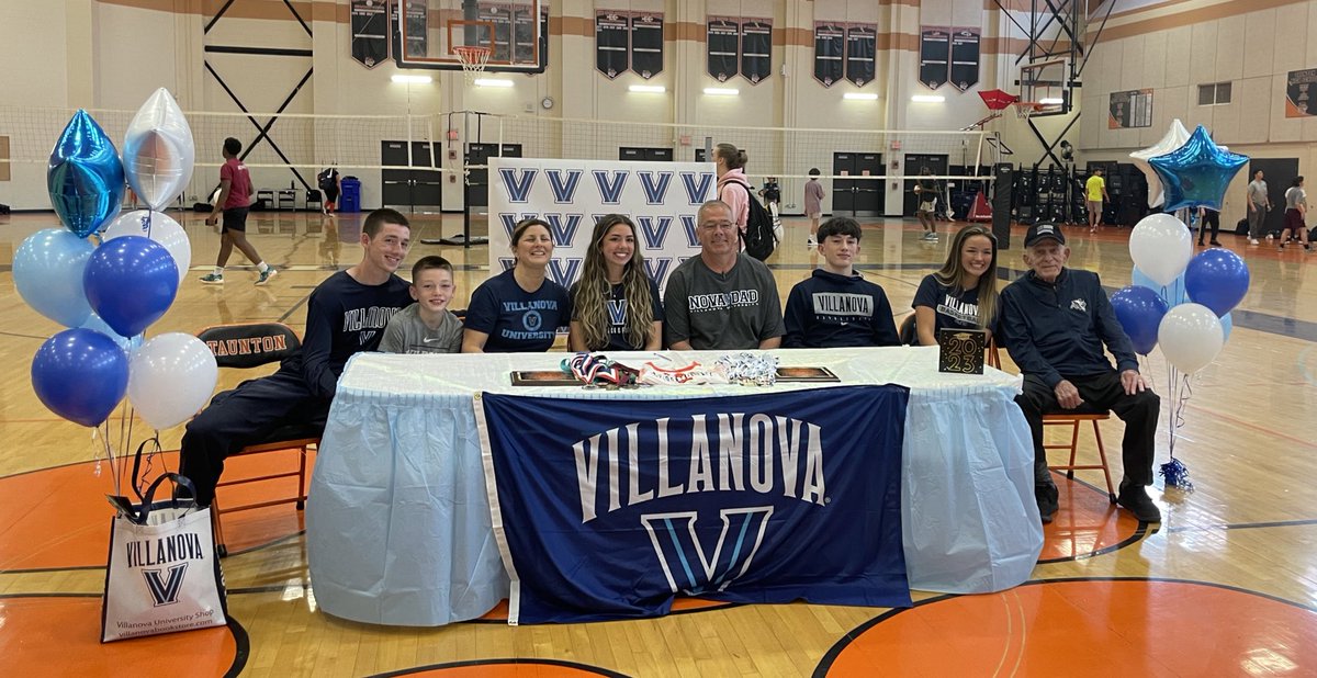 Congratulations to Caelen O’Leary for signing her letter of intent to compete at the Division 1 Level at Villanova University! Caelen has been a crucial member of our program these past 5 years. Your coaches are beyond proud of your accomplishments!