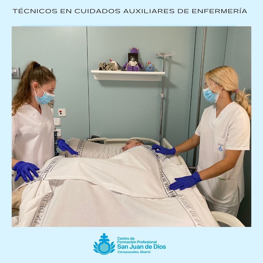 CFormativosSJD's tweet photo. Carla y Carolina, de nuestro #campus, en la actualidad trabajan en el @csjdciempoz   Conócenos tú mism@ en nuestra JORNADA DE PUERTAS ABIERTAS DE #TCAE 
🔜 Fecha: el 7 de junio de 2023 
🔜 Hora: 17.30 horas  Inscríbete en: https://t.co/dkzAqSdubi https://t.co/loHRDoJaNo