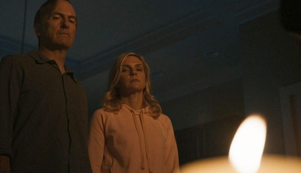 CristianPhoyu's tweet photo. Hoy es todo alabanzas para #Succession que con cada episodio saca una nueva joya, pero que eso no opaque ni nos haga olvidar que hace apenas un año, el 23 de mayo de 2022, #BetterCallSaul nos regalaba #PlanAndExecution. Masterpiece. https://t.co/zab0JzHW71