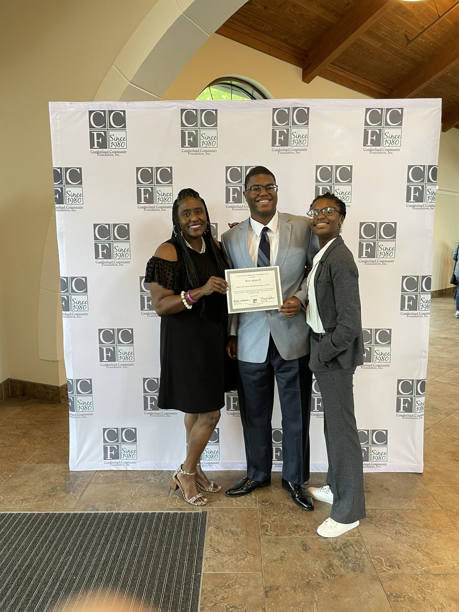 APLTADAMS's tweet photo. Thank you @CumberlandCF for awarding Mark with the Robert H. Short Scholarship! @CumberlandPoly @mrstmmitchell20 
#cumberlandfoundation #benedictbound https://t.co/7xjHYXxWJD