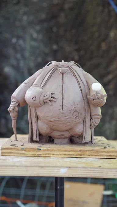 Loved sculpting this dude, love working with clay.  (O.g design piece included)  TRIBAL Merchant