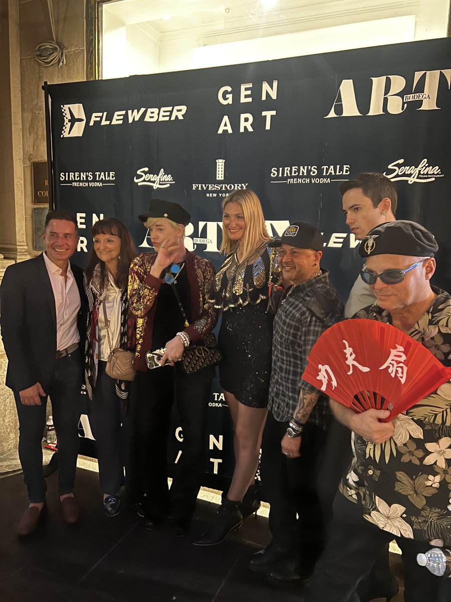 flyflyte's tweet photo. An incredible night at  @artbodega 10th Anniversary Issue party with @connectgroupnyc and @genart as our Flewber-1 mobile tour landed in front of @fivestoryny and @serafinanewyork  to introduce Flewber private aviation to many of you.
#flyprivate #privateaviation #privatejet https://t.co/mdBIo9lRn0