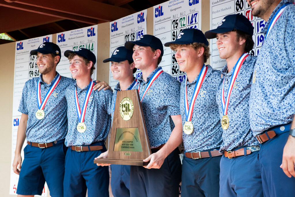 Lake Creek wins first boys golf state championship dlvr.it/SpW1pX