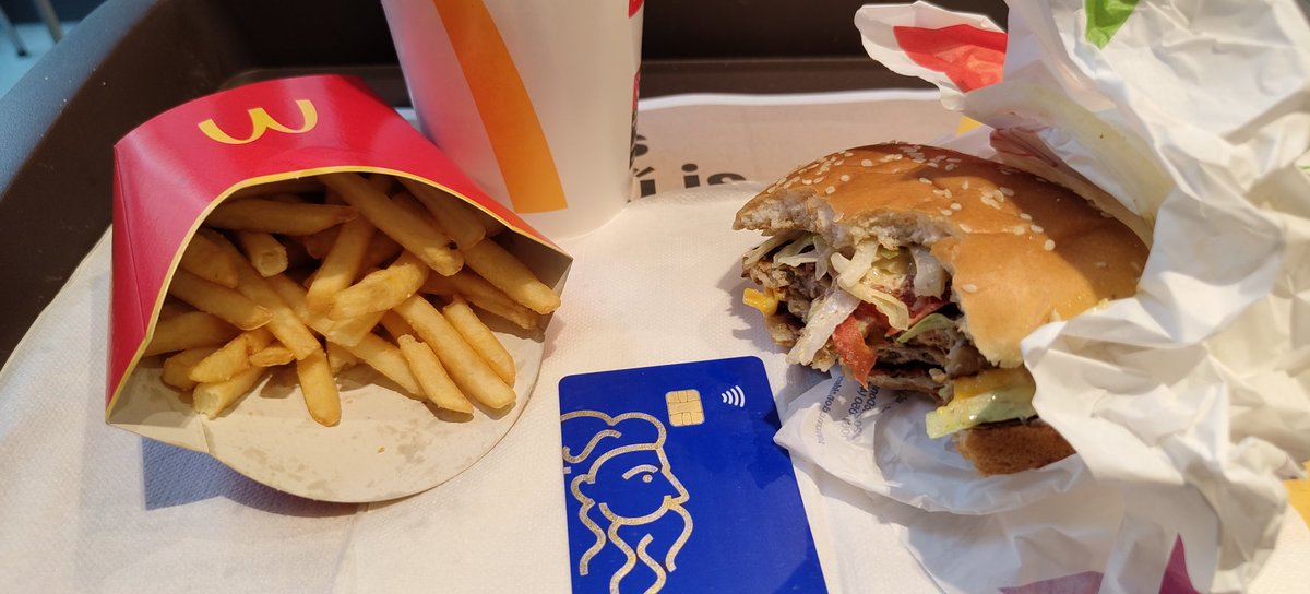 asdikszde's tweet image. #HungryForPlutusPerks
It was an immediate choice