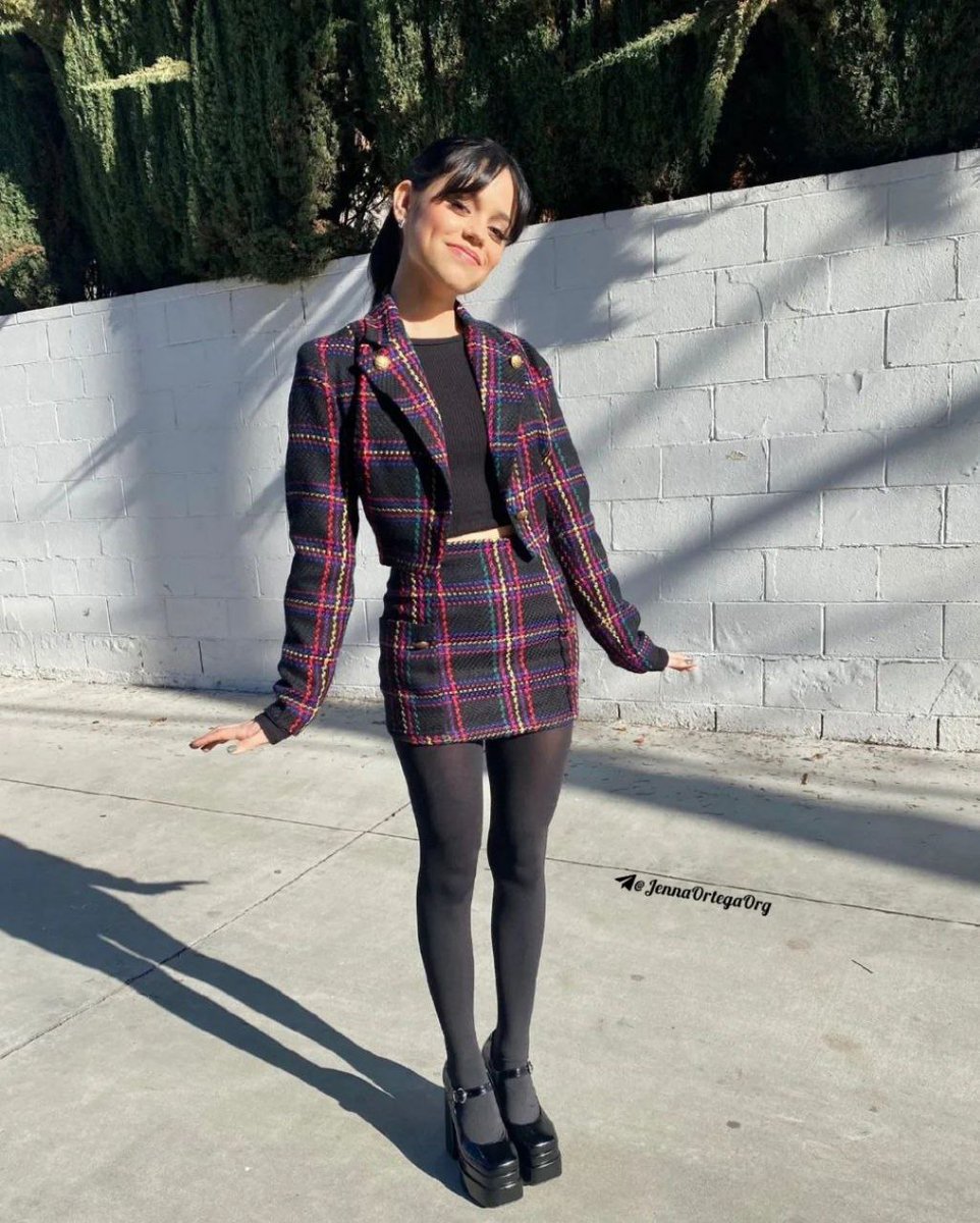 donjadenn's tweet photo. how beautiful is my god 😵 @jennaortega #เงือกน้อยผจญภัย #jennaortega #jenna #jennacute #jennafans #meow #cute #actress
My instagram: https://t.co/x8MI3z88Zx https://t.co/T8PSh3iKSB