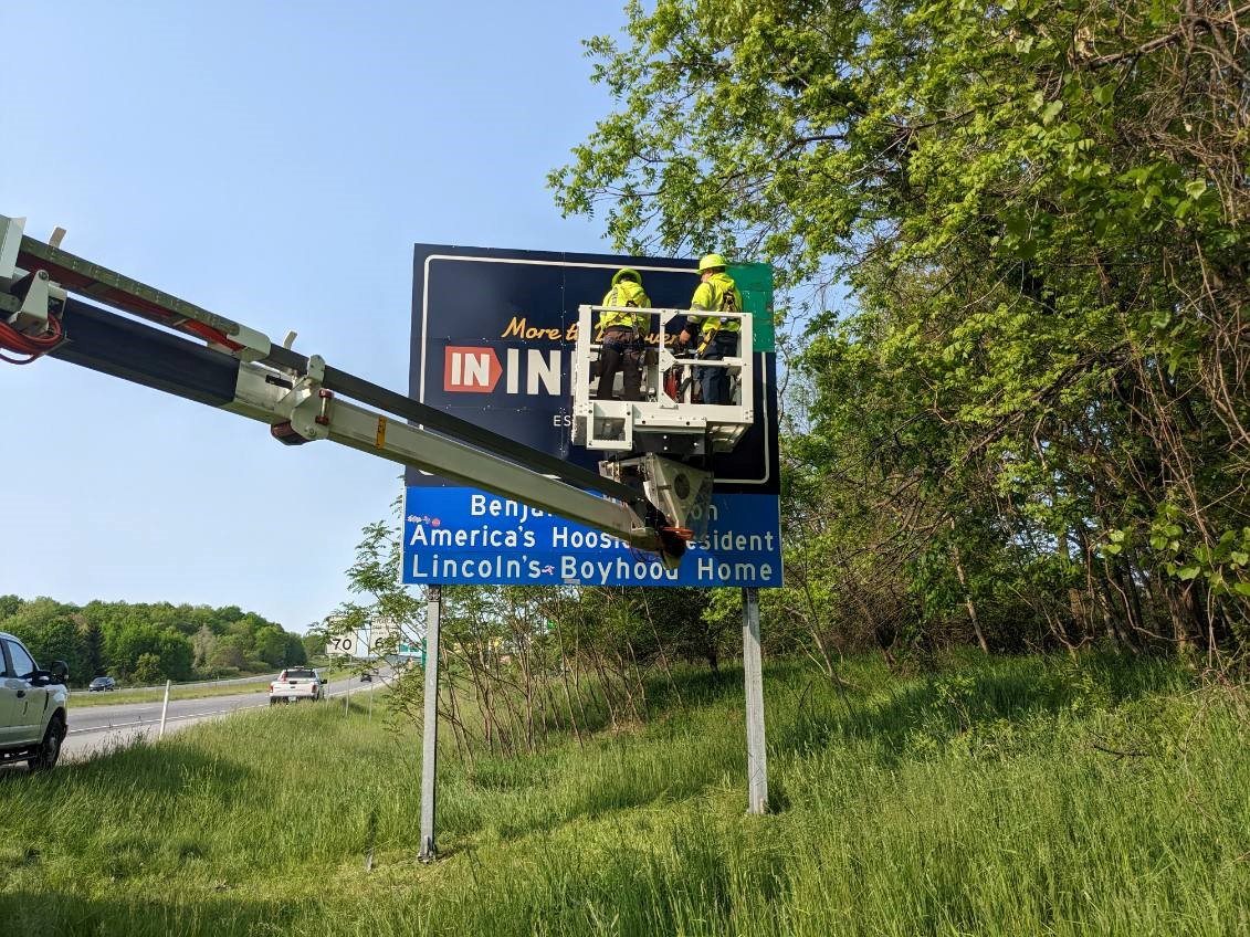 wrtv's tweet photo. A new era! Check out the new Indiana Welcome signage INDOT has already started to put along I-69. 

📸: INDOT https://t.co/G1WhDod2ca